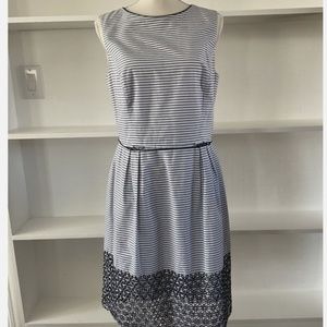 Brooks Brothers Dress Womens 10 Blue White stripe Cotton Back Zip Knee Length